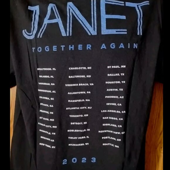 Janet Jackson's 2023 Tour T-shirt Size L - Picture 2 of 3